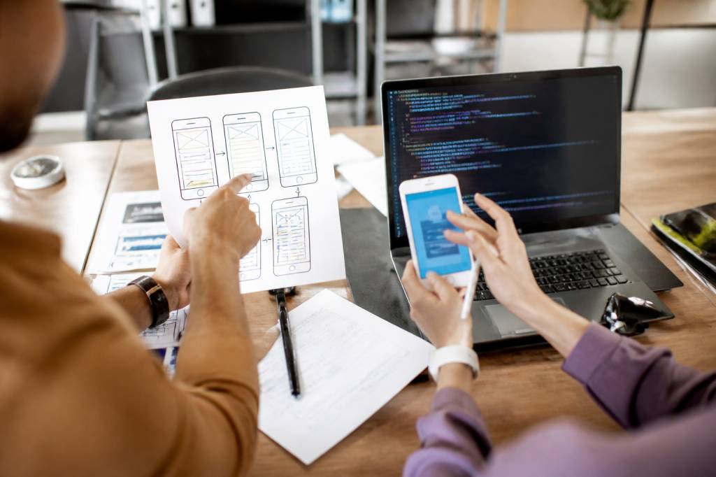 Development application mobile : étapes, outils et bonnes pratiques pour réussir son projet