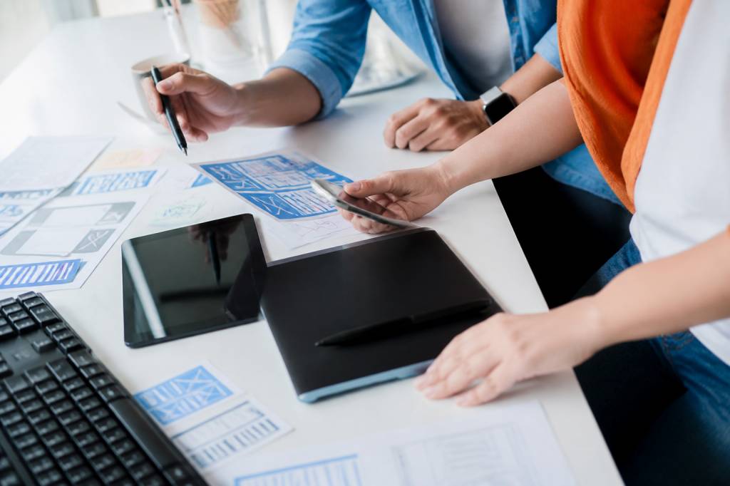 Develop mobile app : guide complet pour créer une application mobile performante
