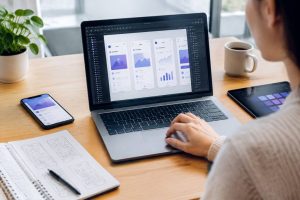 Design informatique : les tendances et outils pour créer des interfaces performantes