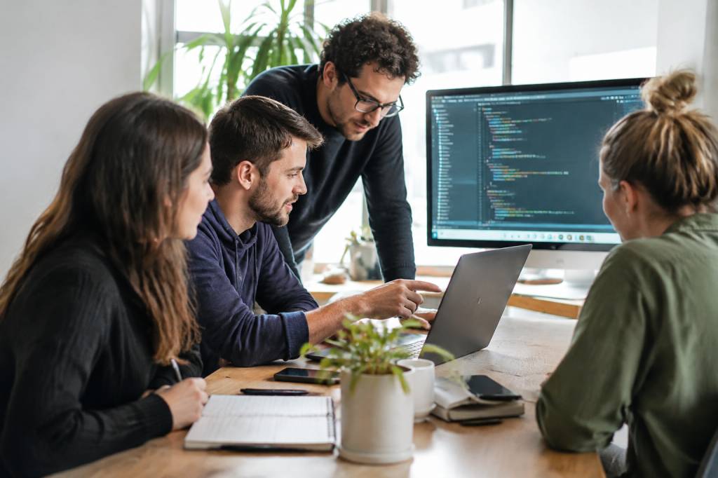 Développement web à Vannes : comment choisir un prestataire pour votre projet ?