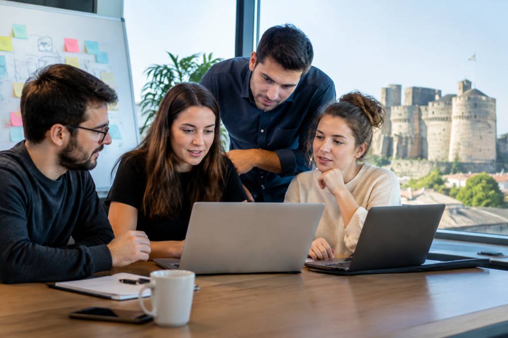 Comment choisir une ESN à Angers pour réussir son projet informatique ?